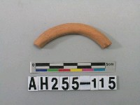 藏品(紅色泥質陶環殘件)的圖片